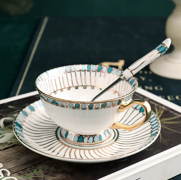 Coffee Tea English - Set Cangkir & Piring Teh Bone